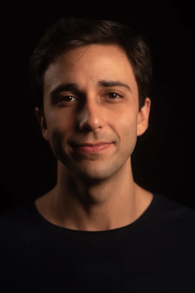 Isaac Garza fotoğrafı