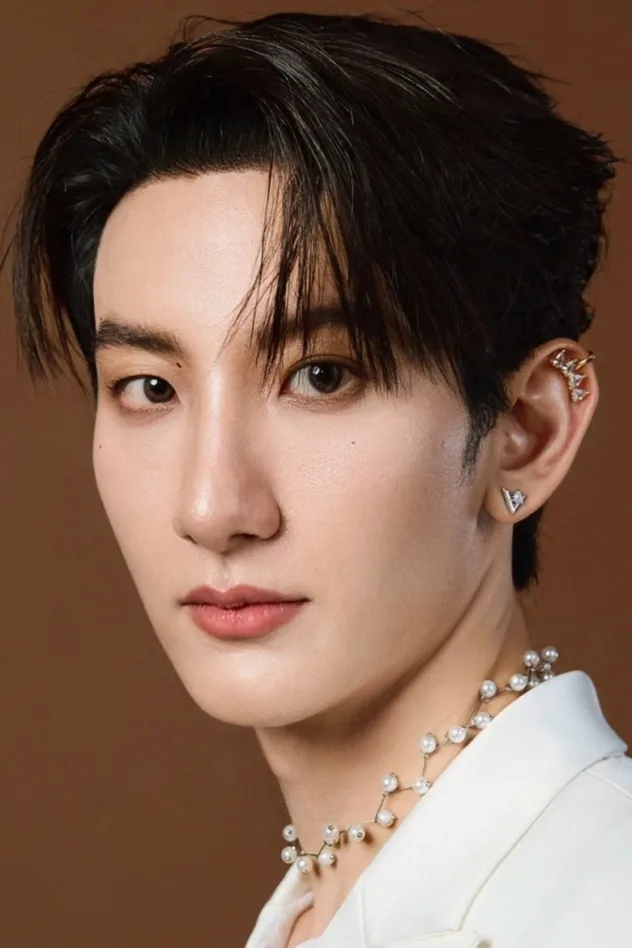 จิรกิตติ์ คูอาริยะกุล fotoğrafı
