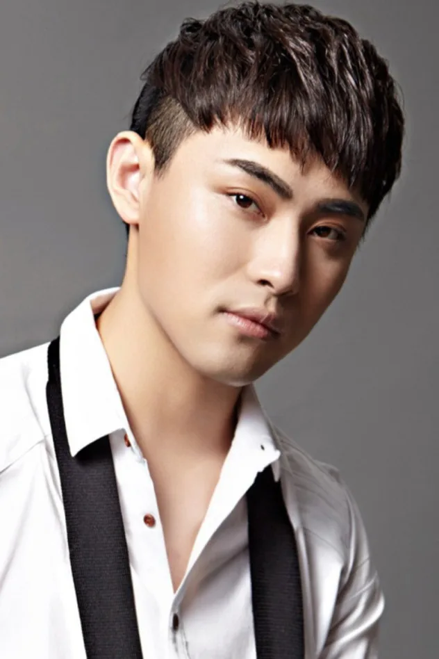 Wang Liang photo