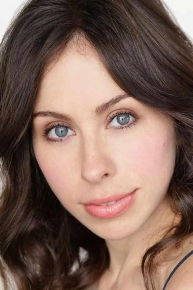 Emily Young fotoğrafı