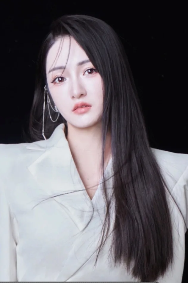 Hu Dongqing fotoğrafı