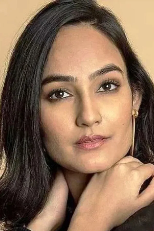 Monika Panwar fotoğrafı