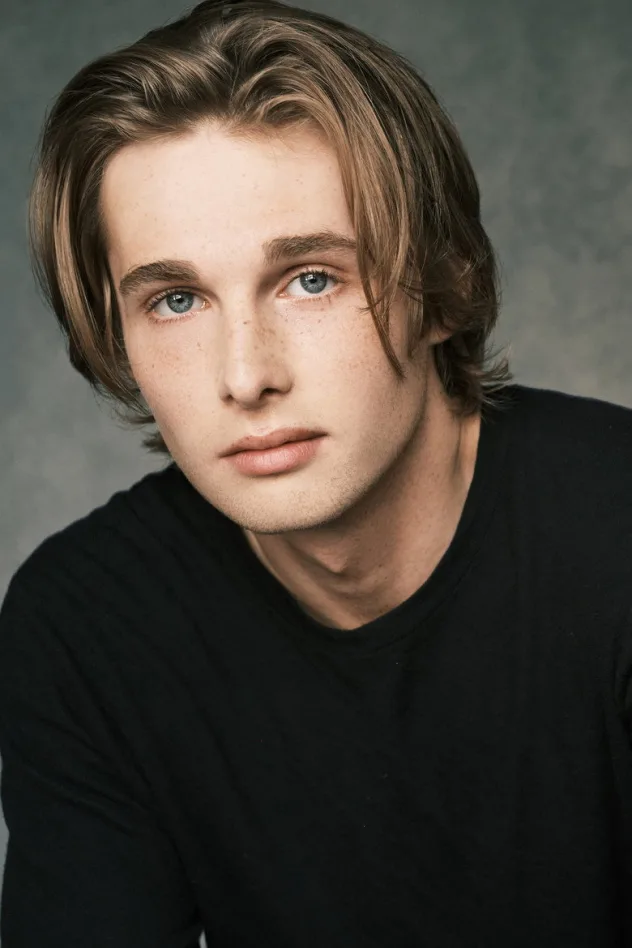 Daniel Grogan fotoğrafı