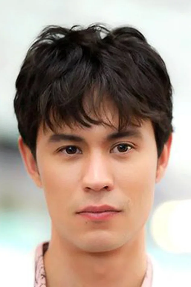 ธฤษณุ สรนันท์ fotoğrafı