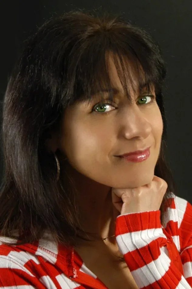 Обложка для Julie Bataille