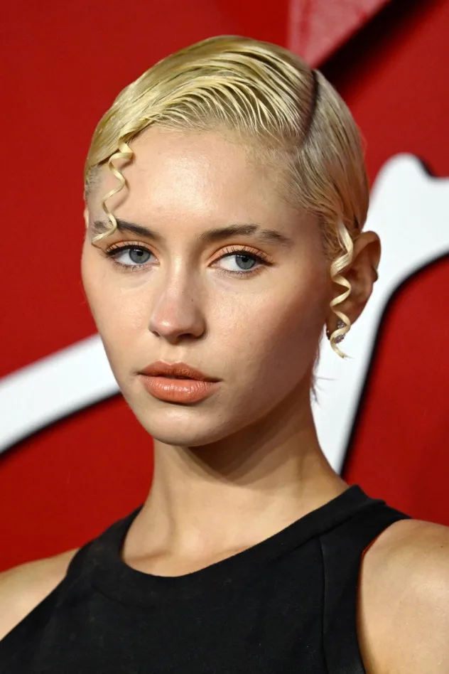 Iris Law fotoğrafı