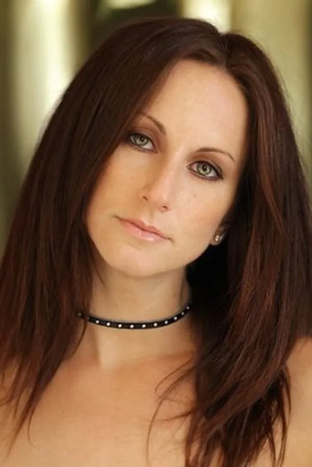 Amanda Barton fotoğrafı