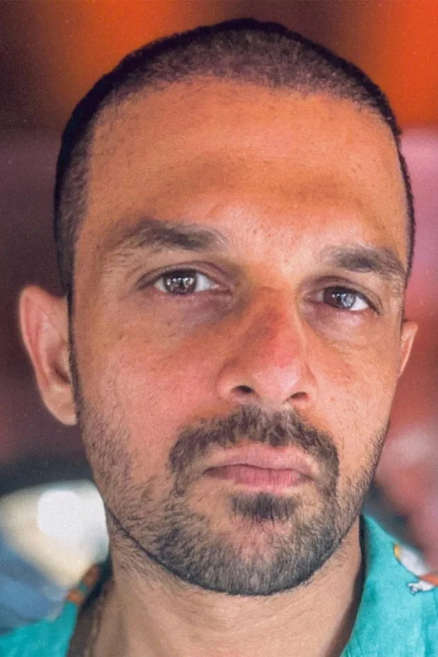 Ravish Desai fotoğrafı