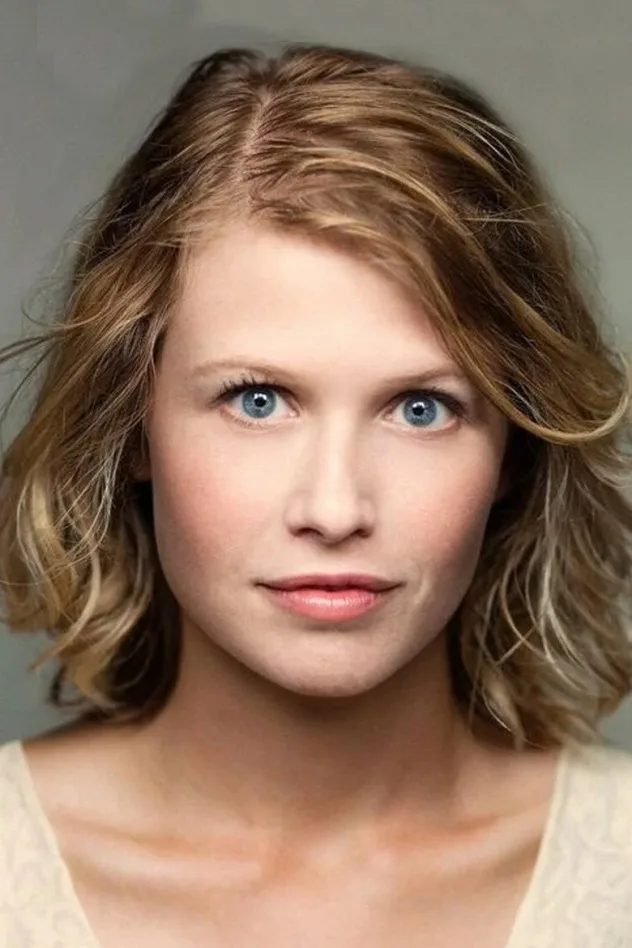 Rose Reynolds fotoğrafı