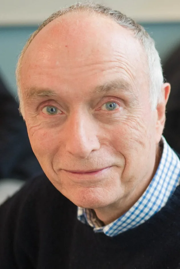 Lloyd Morrisett fotoğrafı