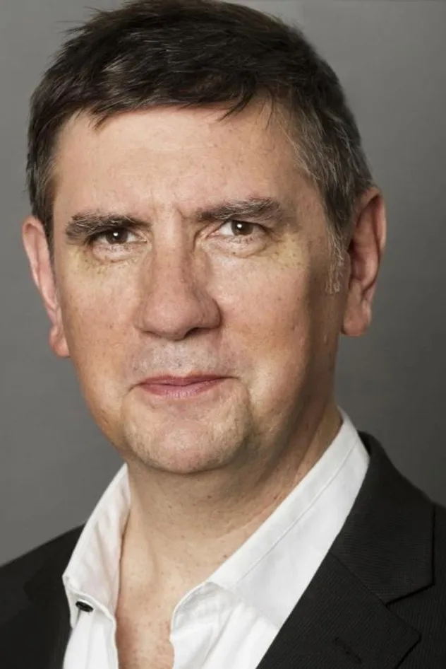 Nicholas Barnes fotoğrafı