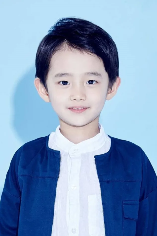 Jung Hyeon-jun fotoğrafı