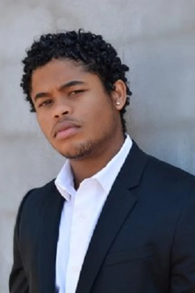 Isaiah John fotoğrafı