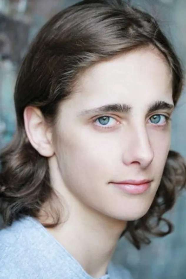 Alex Esmail fotoğrafı