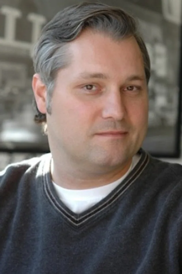 James Grace fotoğrafı