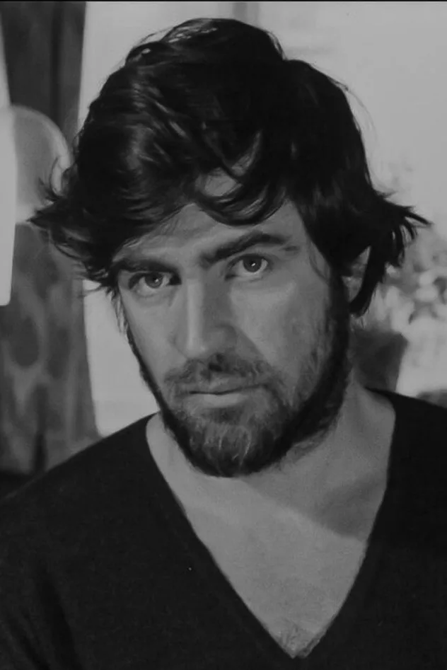 Alan Bates fotoğrafı