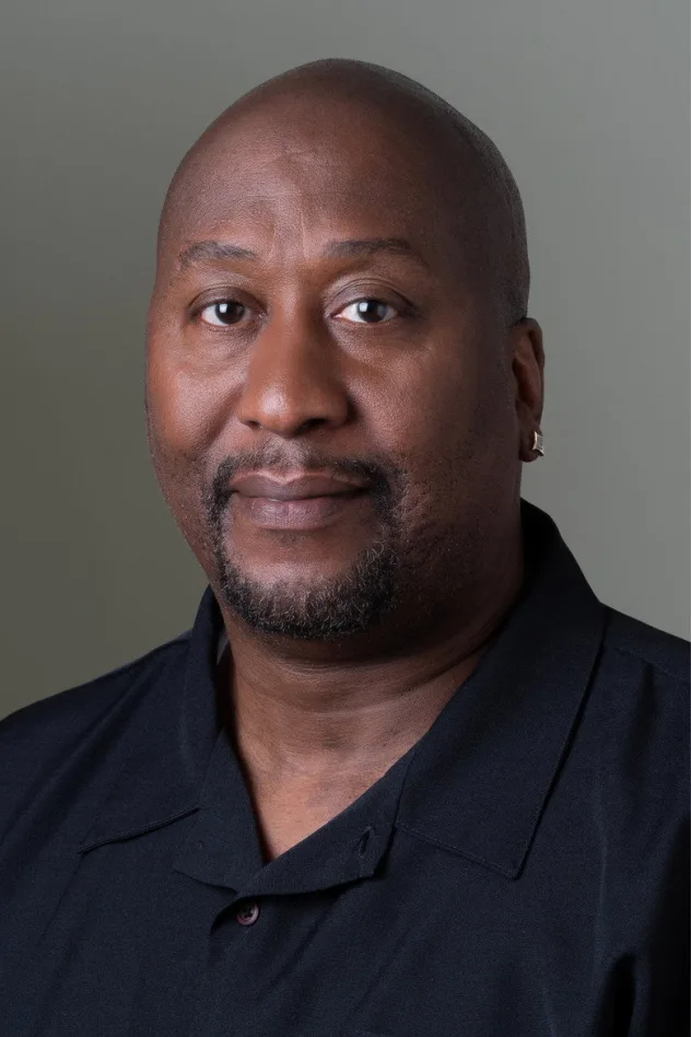 Sean Dino Johnson fotoğrafı