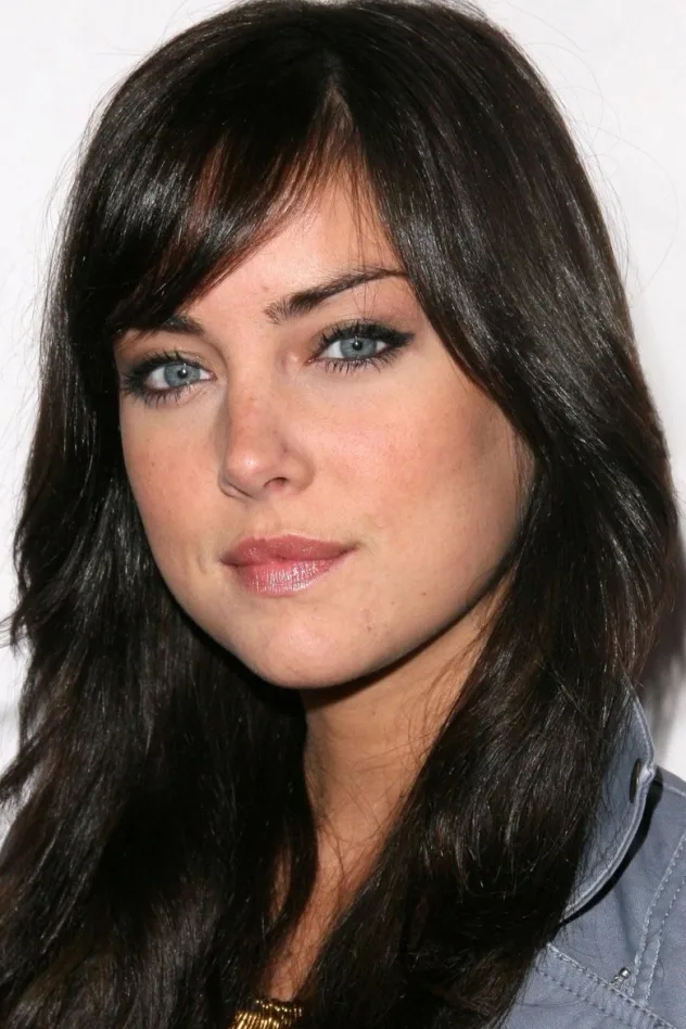 Jessica Stroup fotoğrafı