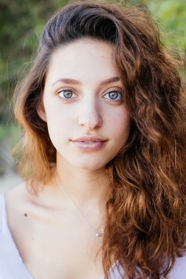 Miriam Moss fotoğrafı