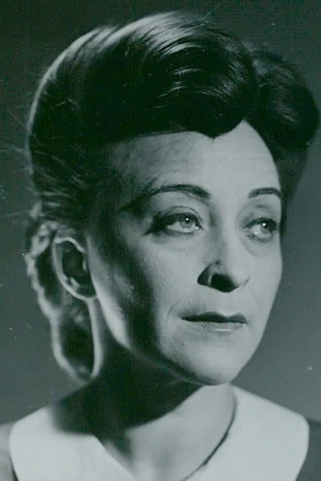 Mimi Pollak fotoğrafı