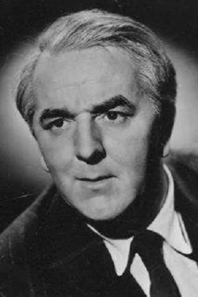 Joseph Tomelty fotoğrafı