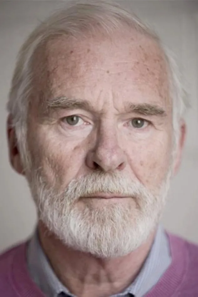 Ian McElhinney fotoğrafı