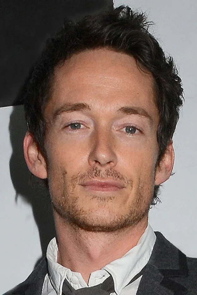 Simon Quarterman fotoğrafı