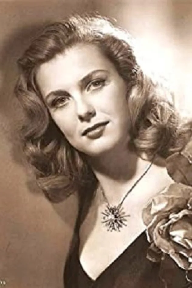 Betty Alexander fotoğrafı