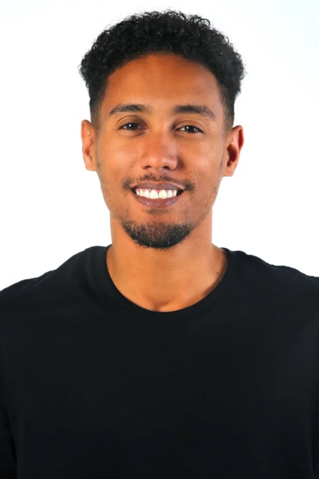 Ambrose Uren fotoğrafı