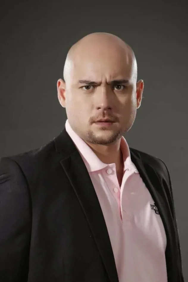 Ryan Eigenmann için kapak görseli
