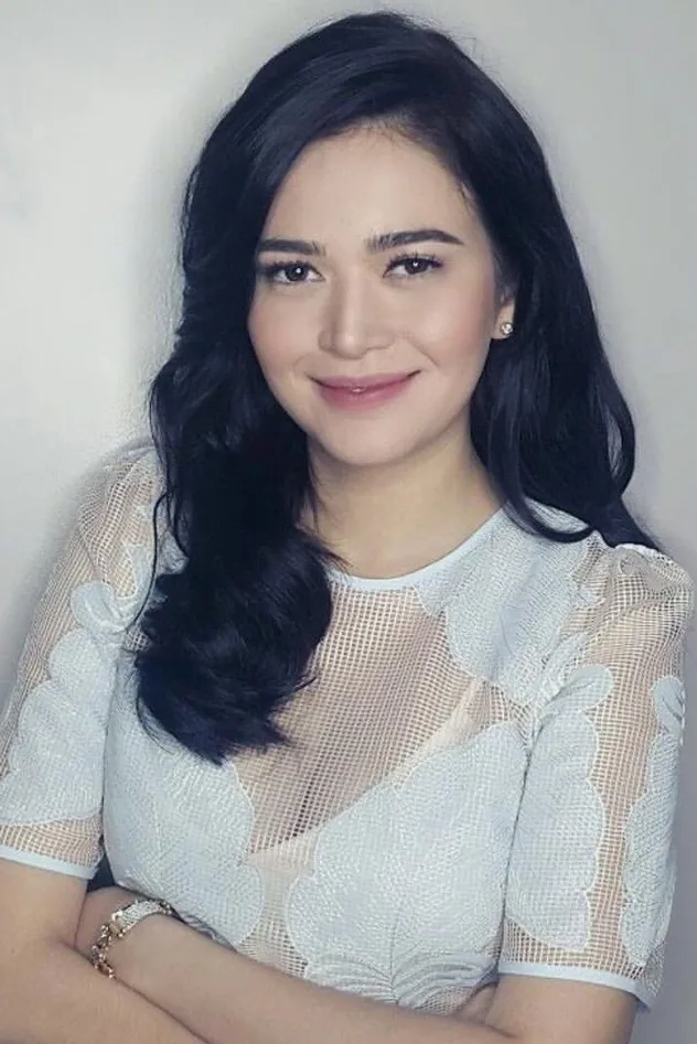 Bela Padilla fotoğrafı