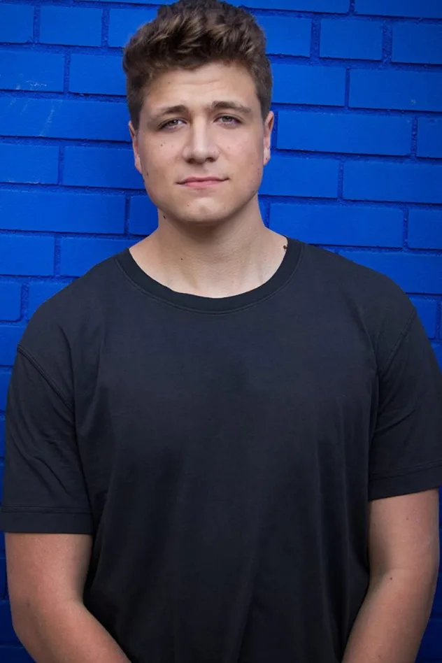 Credit poster