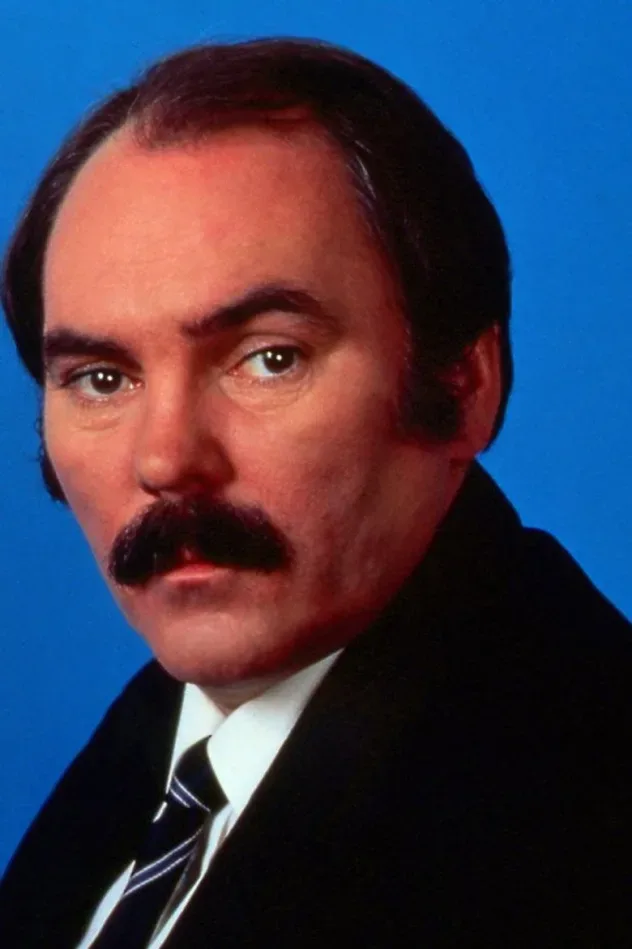 صورة الغلاف لـ Kevin Lloyd