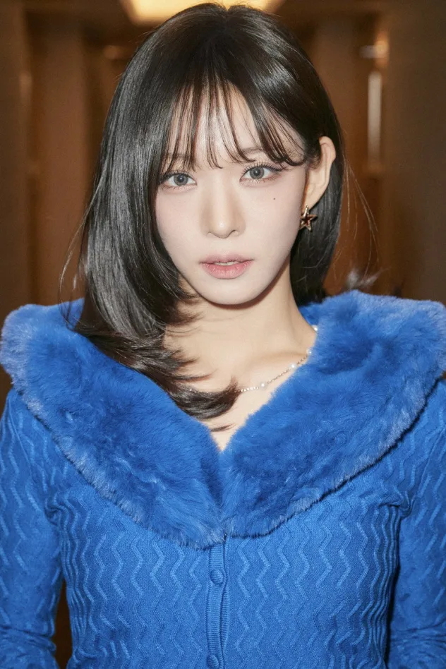 Lee Chaeyoung photo