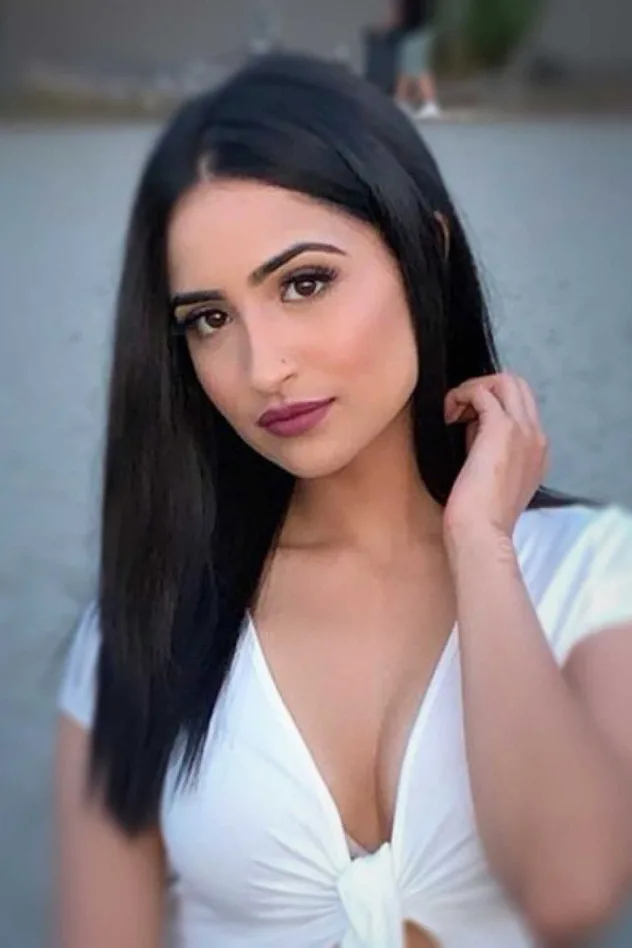 Tanu Grewal fotoğrafı