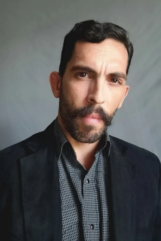 Chris James Rivera fotoğrafı