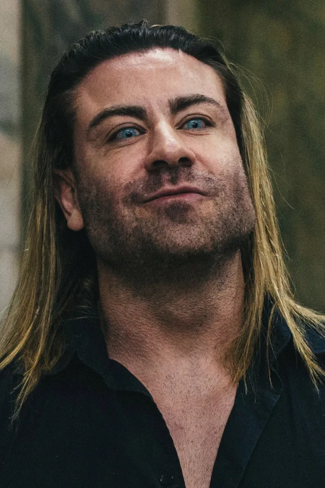 Tristan Aronovich fotoğrafı