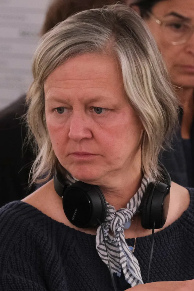 Credit poster