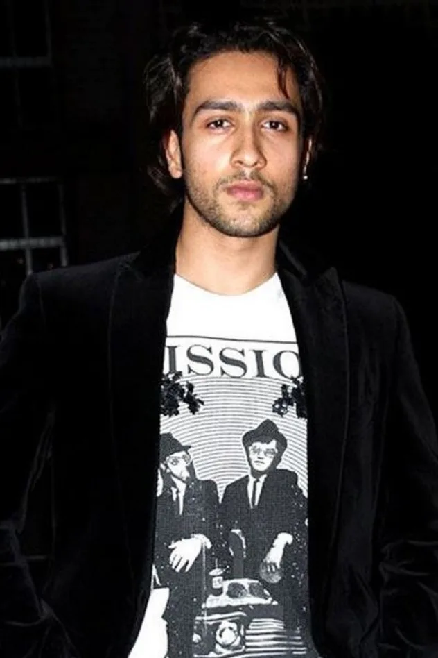 Adhyayan Suman fotoğrafı