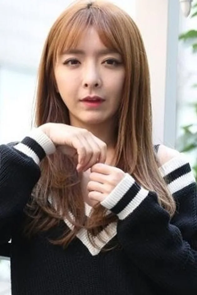 Si Yeong fotoğrafı