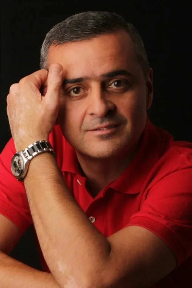 Imagen de portada para Elman Rəfiyev