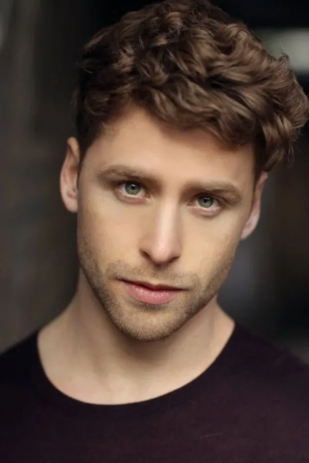 Imagen de portada para Mitch Hewer