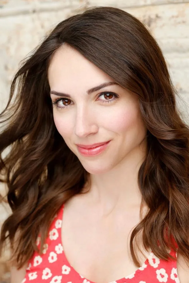 Eden Riegel fotoğrafı