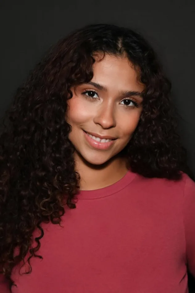 Madison Reyes fotoğrafı