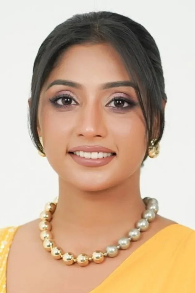 නිම්මි මනෝහාරී fotoğrafı