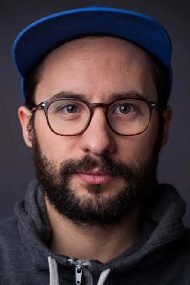 Simon Ostermann fotoğrafı