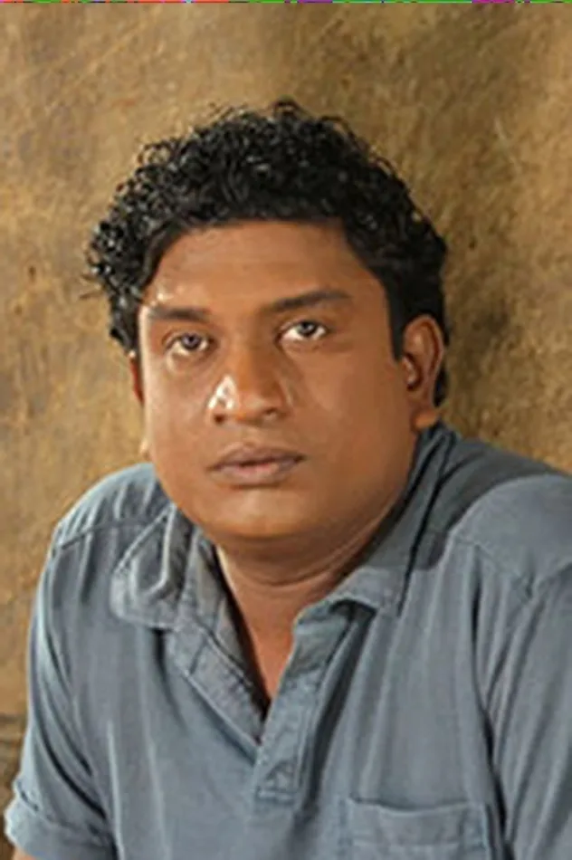 Dharmapriya Dias fotoğrafı