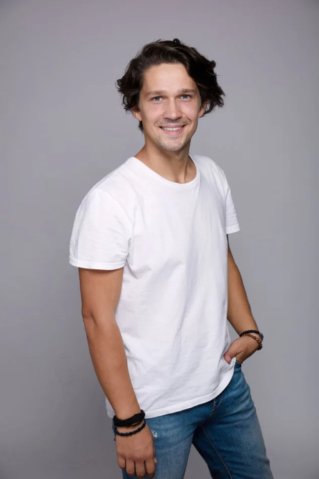 Burak Özen fotoğrafı