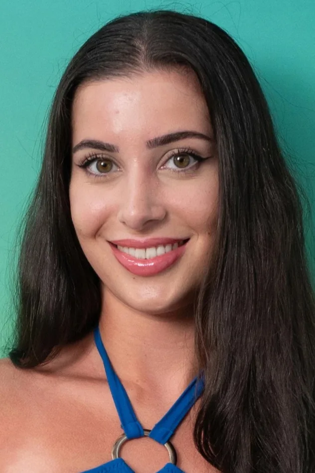 Yasmin Pettet fotoğrafı