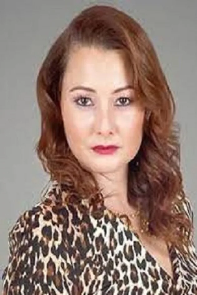 Nur Yazar photo